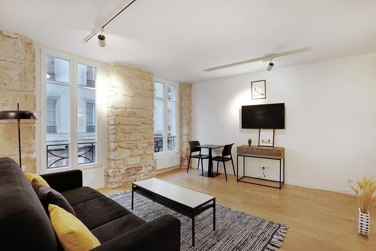 Le Marais - New Apartment Haut De Gamme Paryż